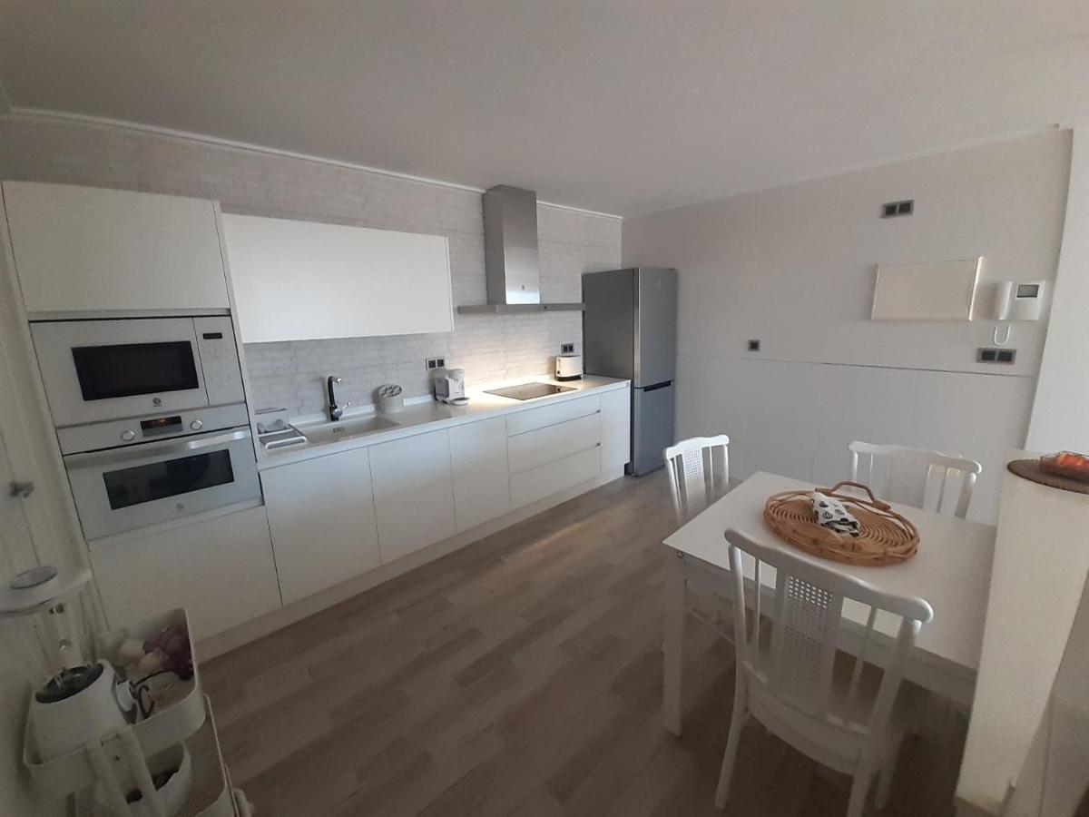 Apartamento En Aguilas Con Amplia Terraza Y Piscina Exteriör bild